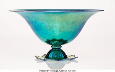 23043: A Steuben Blue Aurene Glass Center Bowl, early 2
