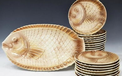 (25) FRENCH SARREGUEMINES FAIENCE FISH SERVICE
