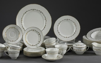 (50 pc.) Royal Worcester porcelain dinner service