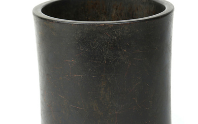 Chinese Cylindrical Wood Brush Pot