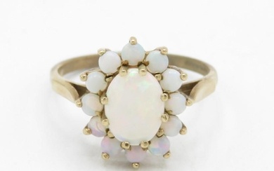 9ct gold white opal oval cluster ring - as seen (2.1g) RING ...
