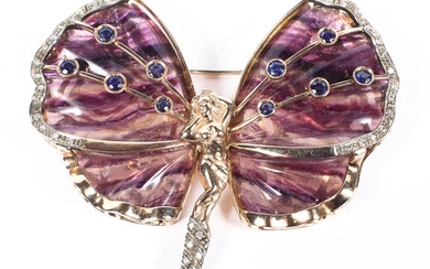 A 15ct gold butterfly brooch
