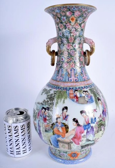 A LARGE EARLY 20TH CENTURY CHINESE FAMILLE ROSE TWIN
