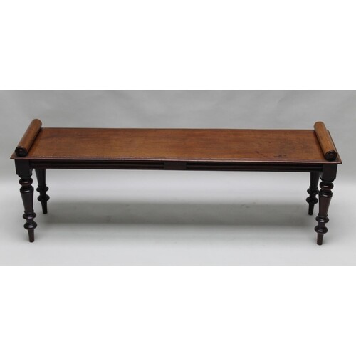 A LATE 19TH CENTURY MAHOGANY FOUR PERSON WINDOW SEAT of rect...