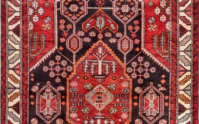A Persian Hand Knotted Zanjan Rug, 225 X 138
