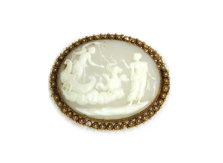 A Regency gold mounted shell cameo brooch