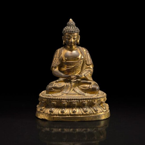 A Sino-Tibetan gilt bronze Buddha 中原
