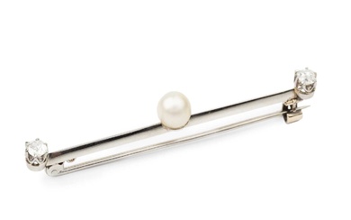 A diamond and cultured pearl bar brooch, the knife edge...
