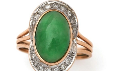 SOLD. A jade and diamond ring set with an oval cabochon jade encircled by numerous old-cut diamonds, mounted in 14k gold. Size 58. – Bruun Rasmussen Auctioneers of Fine Art