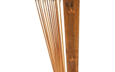 AN ENGLISH WOODEN QUIVER, MID-19TH CENTURY, TWELVE ARROWS AND A CASED SET OF TEN ARROWS