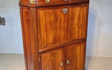An Andaman Padauk secretaire à abattant with an ingenious secret compartment system - Louis XVI - Brass, Marble, Andaman Padauk - 1790-1800