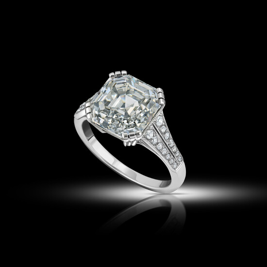 An Asscher-cut diamond solitaire ring, 5.47cts, H, IF (GIA)