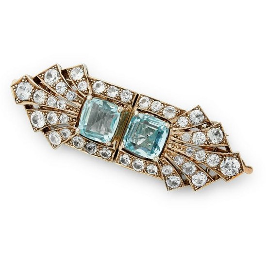 An early 20th century paste double clip brooch.