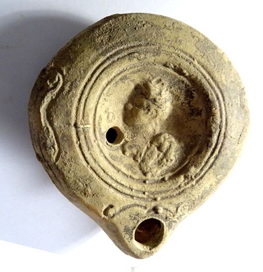 Ancient Roman Ceramic oil lamp with decoration - Bust of crowned emperor - Augustus - 8.1×7.4×1.9 cm