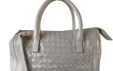 Bottega Veneta - Intrecciato Leather Woven Boston Bag with Strap Handbag