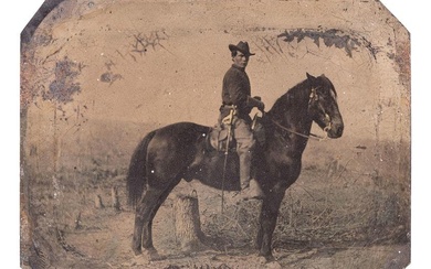 [CIVIL WAR]. Quarter plate tintype of a Federal cavalry soldier on horseback.