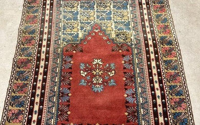 Carpet - 165 cm - 103 cm