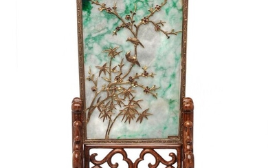 Carved table screen with 14kt. yellow gold birds decoration and stand - Gold, Jadeite, Wood - China - 20th century