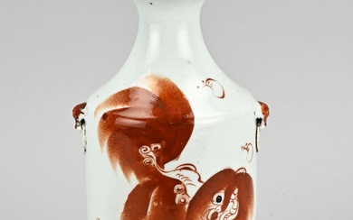Chinese vase, H 22.4 cm.