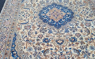 Feiner Nain mit Seide - Perser - Carpet - 305 cm - 205 cm