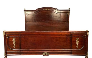 French King Size Mahogany Louis XVI Style Bedframe by Mercier Frères, Bronze