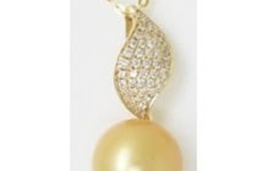 Freshwater Pearl And Diamond Leaf Pendant In 14k Yellow Gold