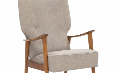 SOLD. Fritz Hansen: Easy chair with frame of patinated oak. Seat and button fitted back upholstered with grey wool. – Bruun Rasmussen Auctioneers of Fine Art