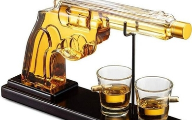 Godinger Pistol Whisky Decanter & Bullet Shot Glasses