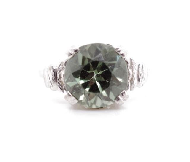 Green gemstone and 9ct white gold cocktail ring marked 9ct, ...