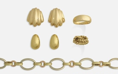 Group of modern gold jewelry