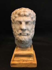 Head fragment - Roman emperor (1) - Marble - First half 19th century