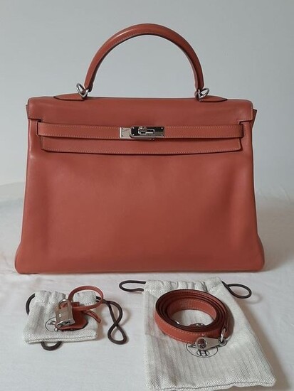 Hermès - Kelly 35 Retourne Swift Sanguine Handbag