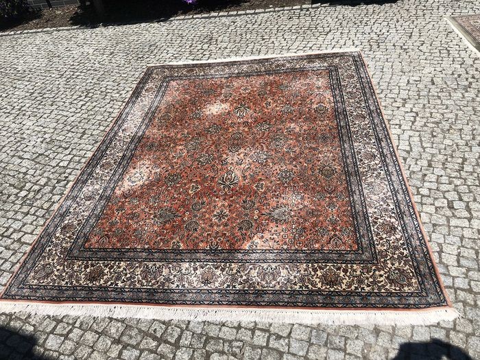 Isphahan - Carpet - 275 cm - 205 cm