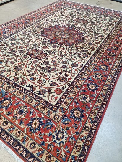 Isphahan - Carpet - 336 cm - 216 cm