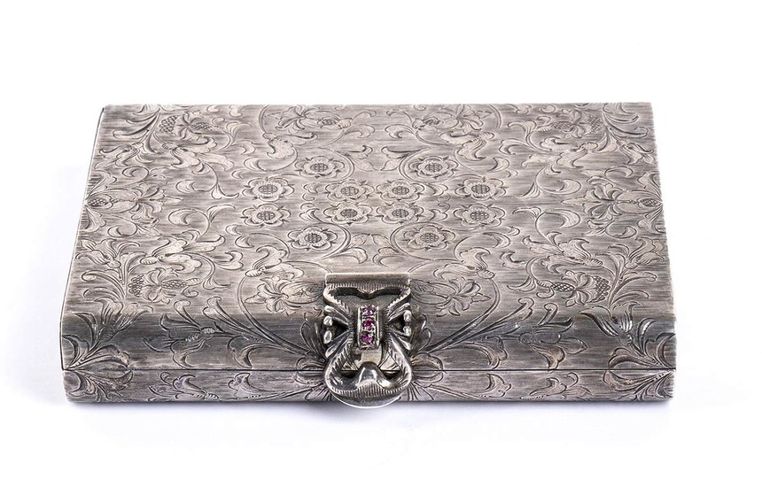 Italian sterling silver make-up case - Florence mid-20th Century,...