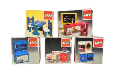 LEGO - COLLECTION OF X5 VINTAGE LEGO SETS