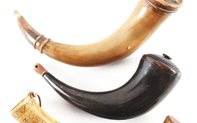 LOT OF 4: POWDER HORNS, ONE ENGRAVED WITH TEXAS.