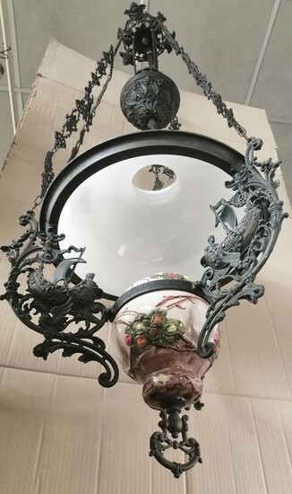 Lamp (1) - Alloy, Ceramic, Glass, Iron (cast) - Late 19th century
