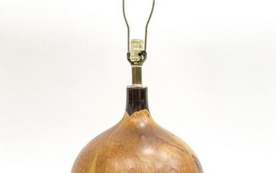MID-CENTURY POTTERY LAMP ATTR. HAEGER