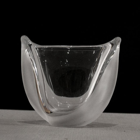 Made in FRANCE Mid-Century Modern Stylish Crystal Vase