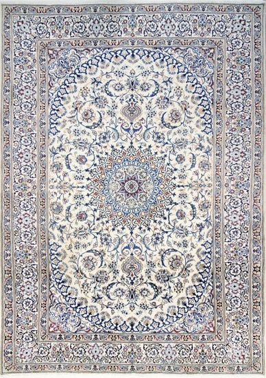 Nain - Carpet - 343 cm - 243 cm