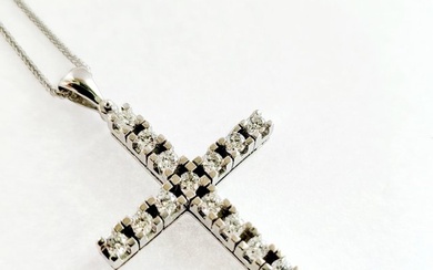 Necklace with pendant White gold Diamond (Natural) - Diamond