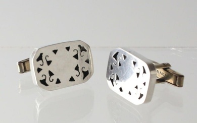 Pair of Mexico Sterling Silver Mid Century Cuff Links Octagonal pierced