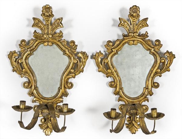 Pair of cornucopias in carved and gilded wood with two