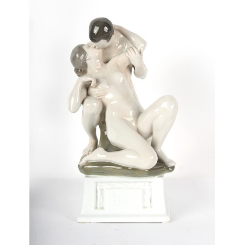 Property of a lady - a 1920's Rosenthal porcelain figure ent...