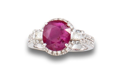ROSEÓN RING, ART DECO STYLE WITH DIAMONDS AND BURMA RUBY, IN WHITE GOLD
