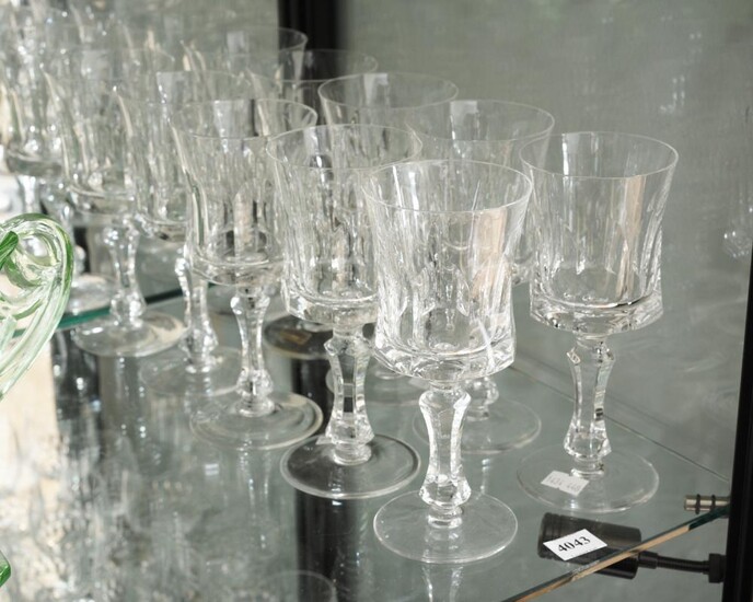 SET OF 10 VILLEROY AND BOCH CRYSTAL GLASSES, LEONARD JOEL LOCAL DELIVERY SIZE: SMALL