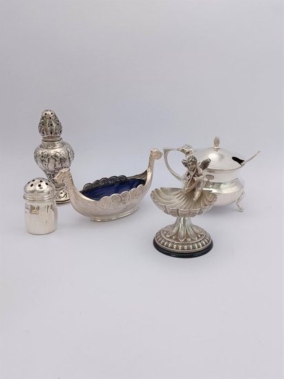 Salt and pepper shakers - .925 silver