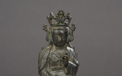 Statuette de Manjusri en bronze Chine, époque... - Lot 43 - Daguerre