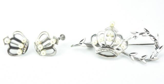 Sterling Silver & Pearl Crown Motif Jewelry Set